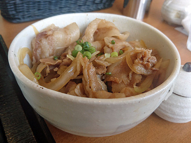 フレスポ稲毛でランチすぐそば