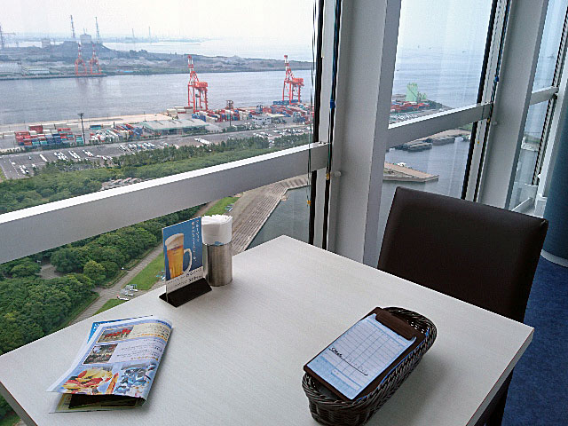 千葉ポートタワー