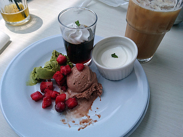 ポートタワー　ランチ