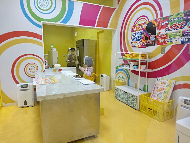 HAPINAHAでハイチュウ作り体験